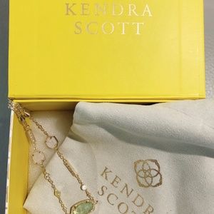 Kendra Scott Jewelry - Kendra Scott Maddie Necklace - Chalcedony Kendra Scott Jewelry - Kendra Scott Maddie Necklace - Chalcedony